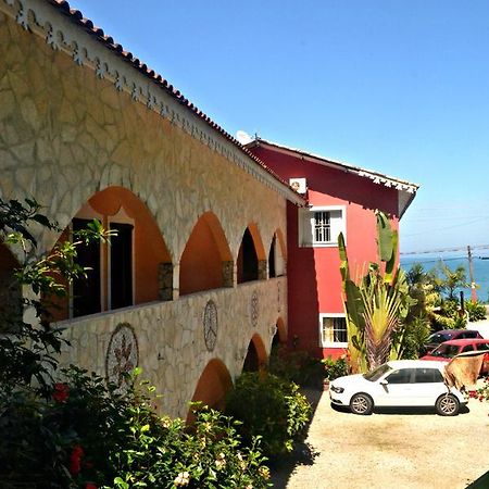 Pousada Casa De Pedra Boicucanga Exterior photo