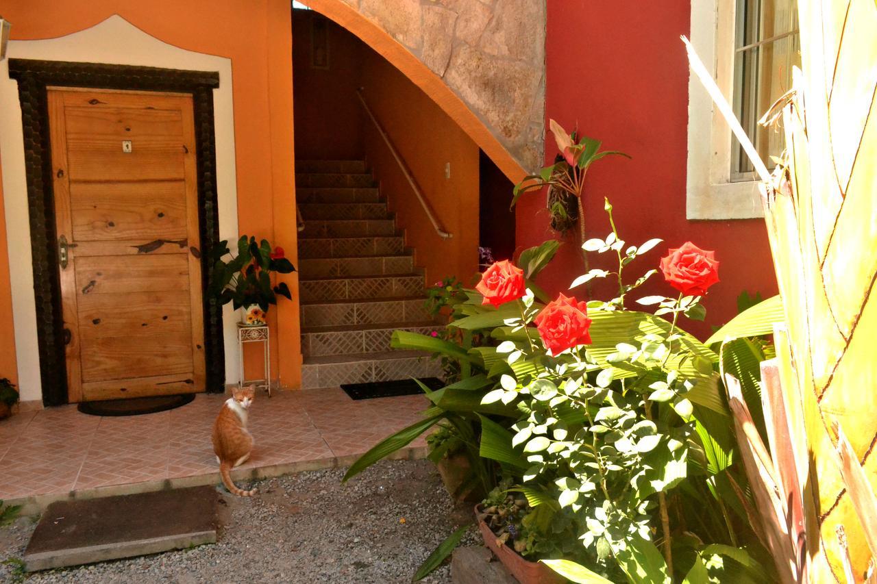 Pousada Casa De Pedra Boicucanga Exterior photo